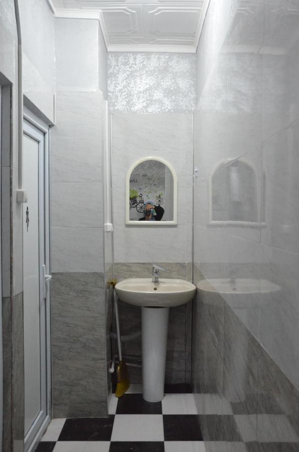 Hostel California Batumi Kültér fotó