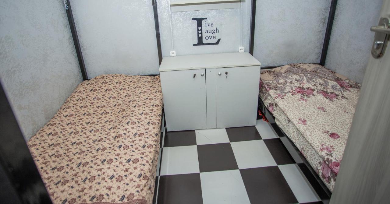 Hostel California Batumi Kültér fotó