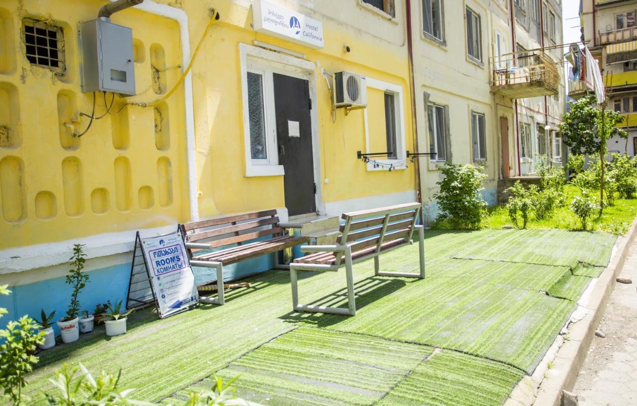 Hostel California Batumi Kültér fotó